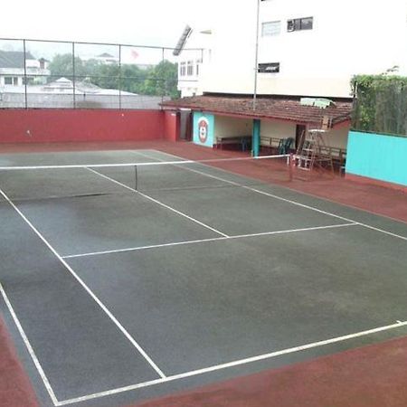 Amans Hotel Ambon Buitenkant foto