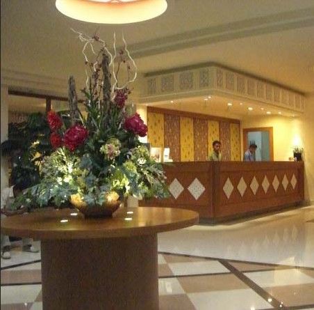 Amans Hotel Ambon Buitenkant foto