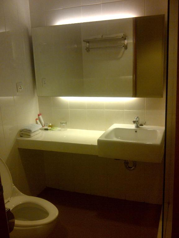 Amans Hotel Ambon Kamer foto